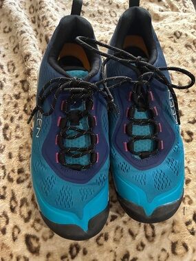 Keen Women's Teal and Navy Athletic Shoes